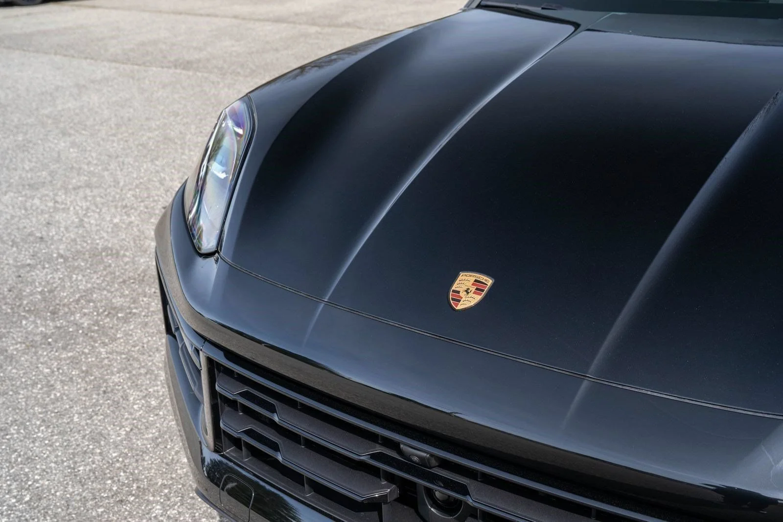 New 2026 Chromite Black Metallic Porsche Base image 19