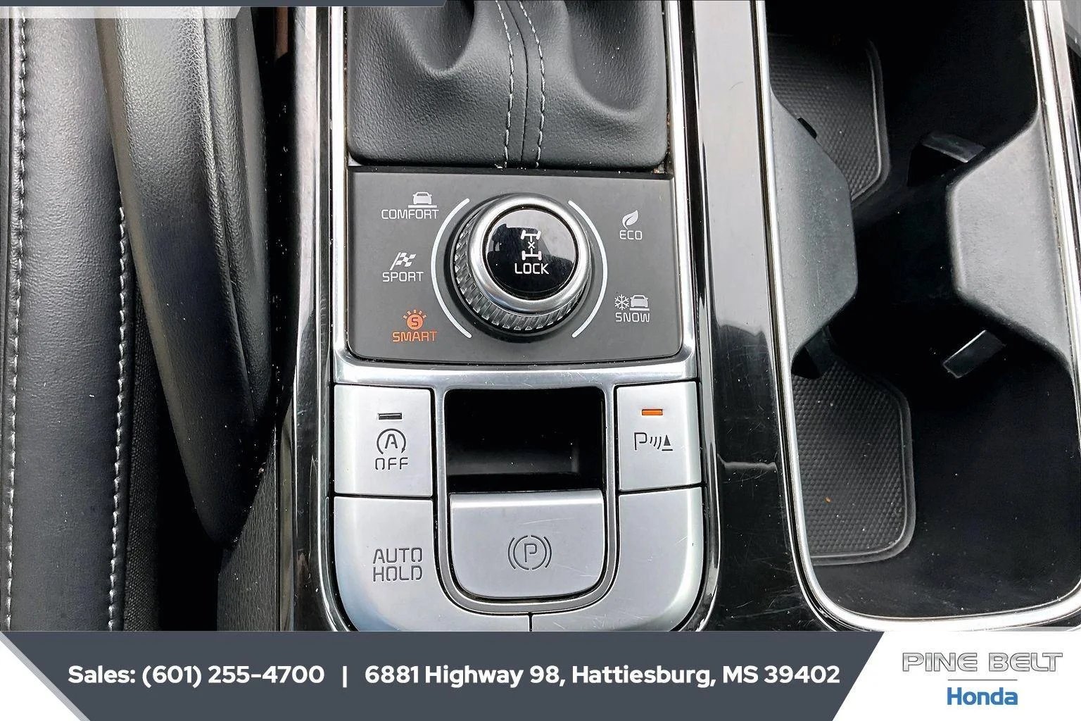 Used 2025 Ebony Black Kia S image 23