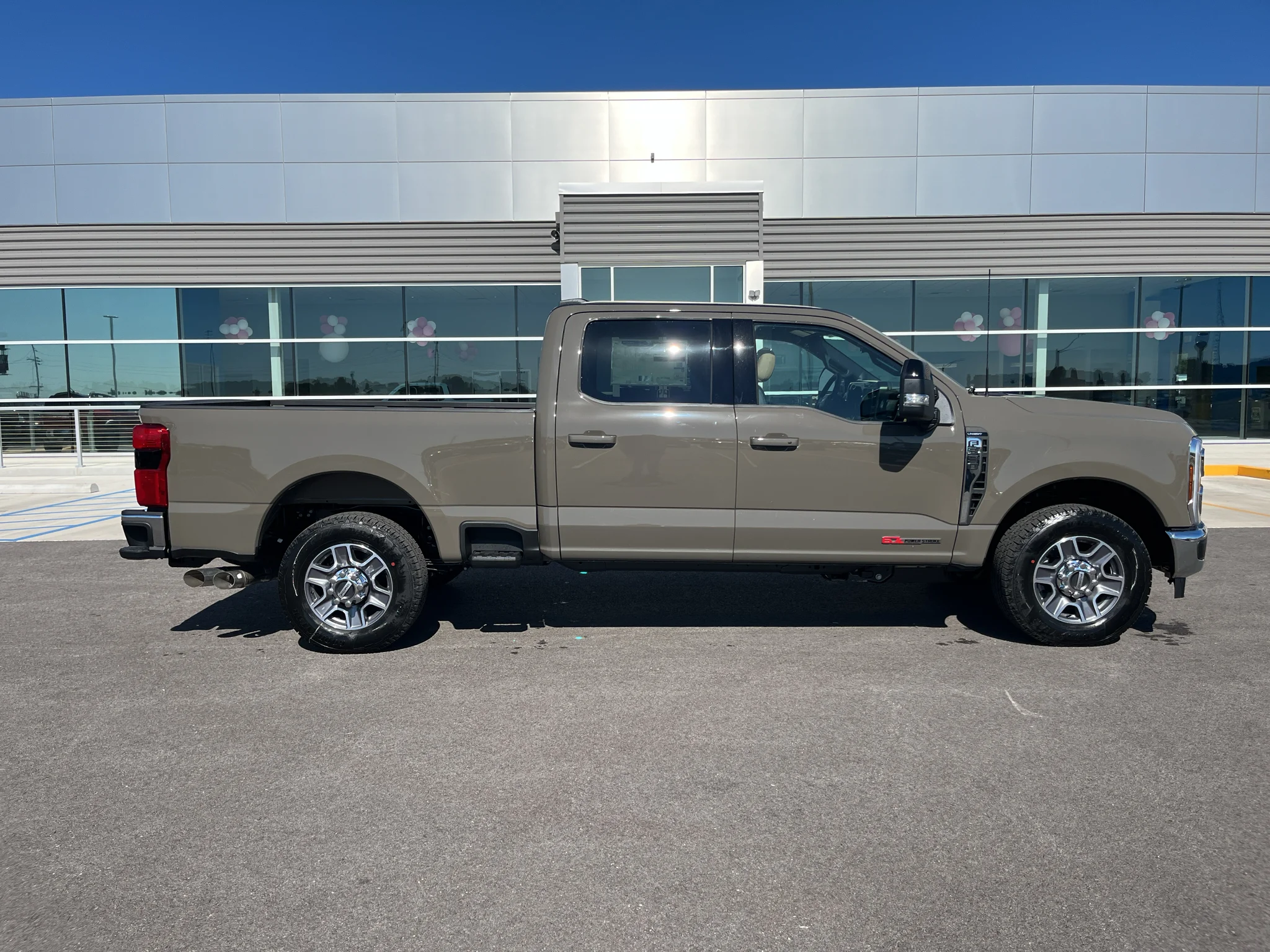 New 2027 Marsh Gray Metallic Ford F-350® Lariat® image 4