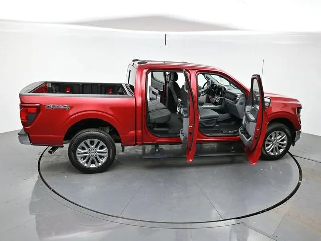 Used 2024 Rapid Red Met Tinted Cc Ford XLT image 43