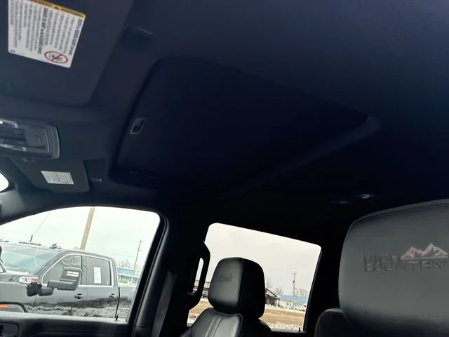 Used 2020 White Chevrolet High Country image 18