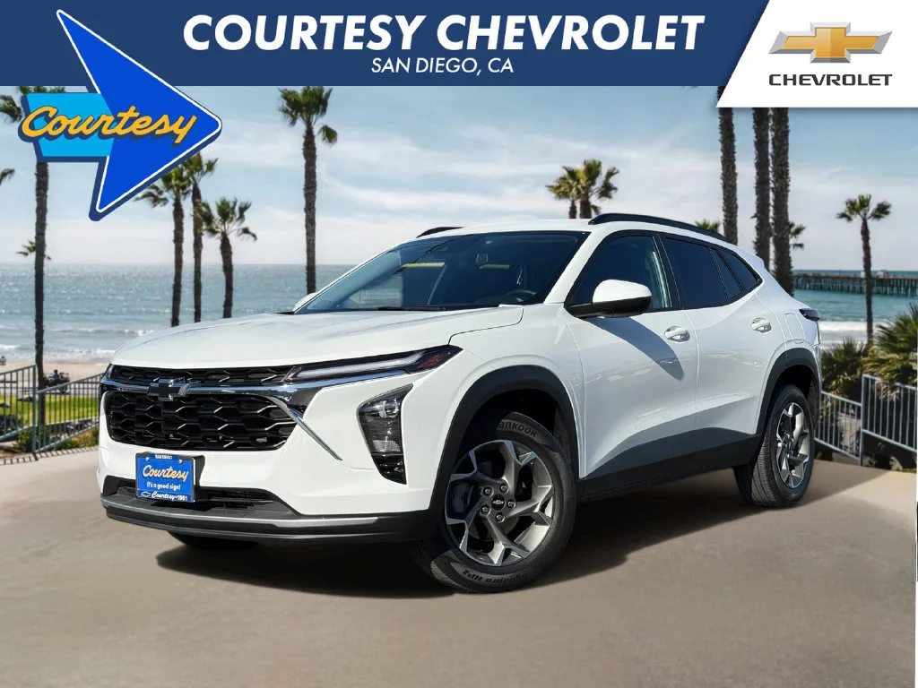 Used 2026 Summit White Chevrolet LT image 1