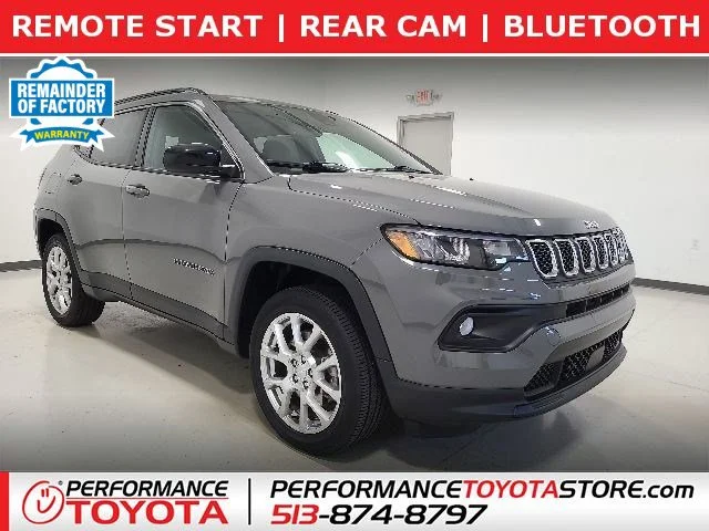 2023 Jeep Compass Latitude Lux 4X4's photo