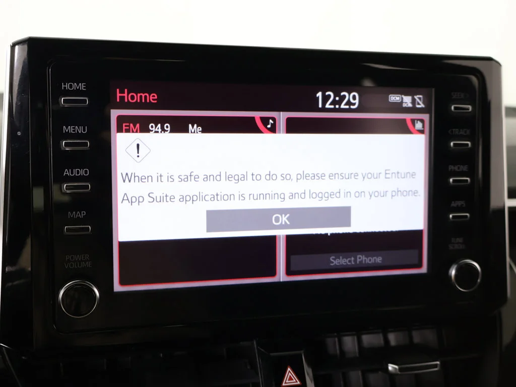Used 2019 White Toyota SE image 41