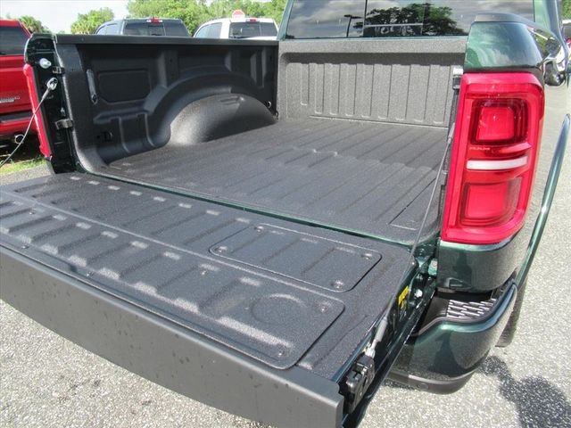 New 2026 Serrano-Green Metallic Exterior Paint RAM Limited image 35