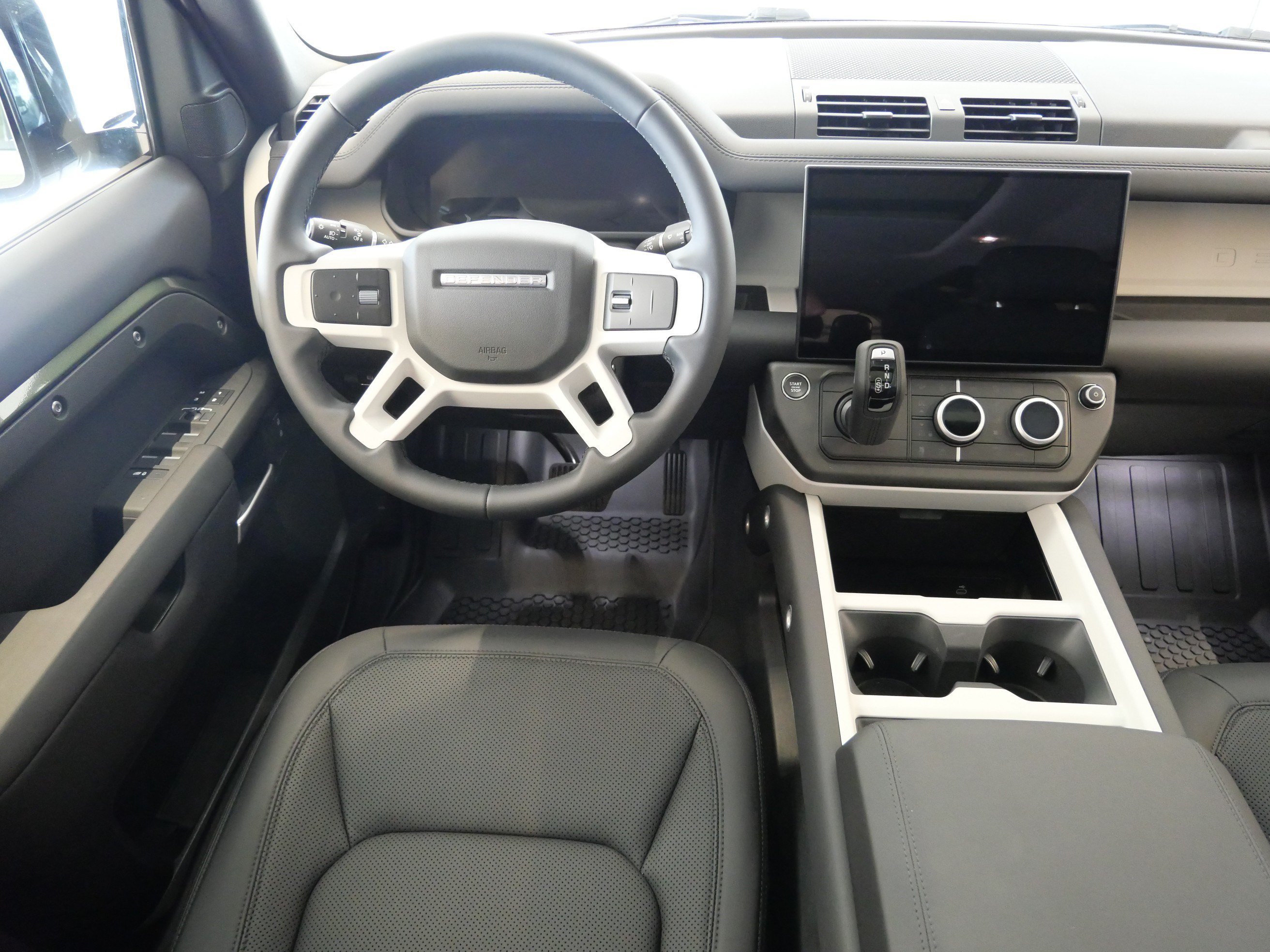 New 2026 Woolstone Green Land Rover S image 10