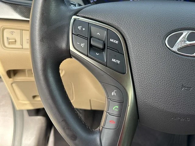 Used 2013 Brown Hyundai Base image 38