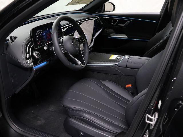 New 2026 Graphite Grey Metallic Mercedes-Benz E 450 image 11