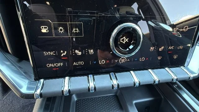 2026 GMC Acadia AT4 - Photo 14
