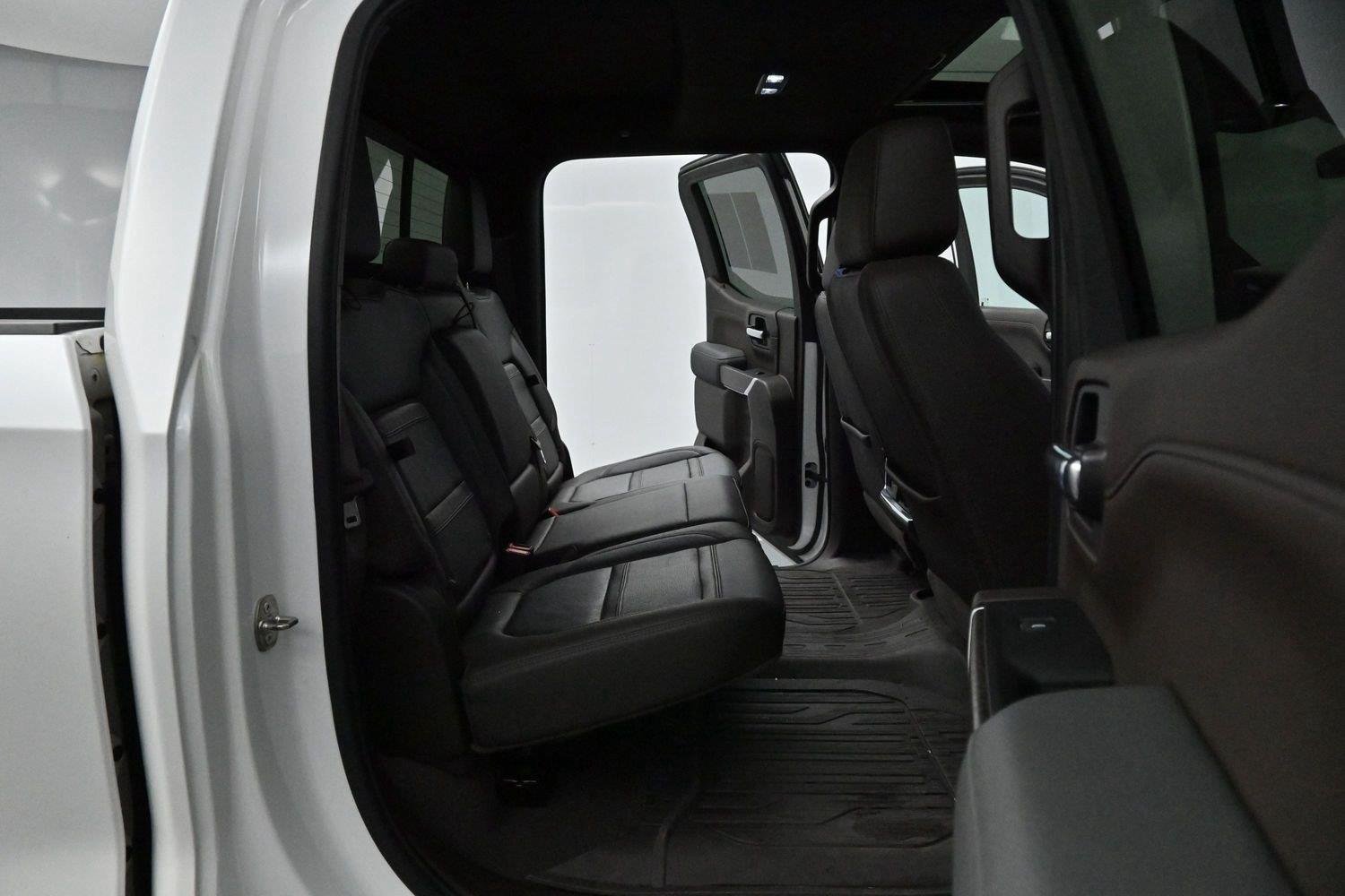 Used 2020 White Frost Tricoat GMC Denali image 34