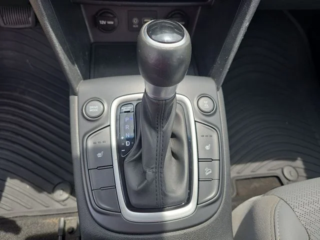 Used 2018 White Hyundai Limited image 26