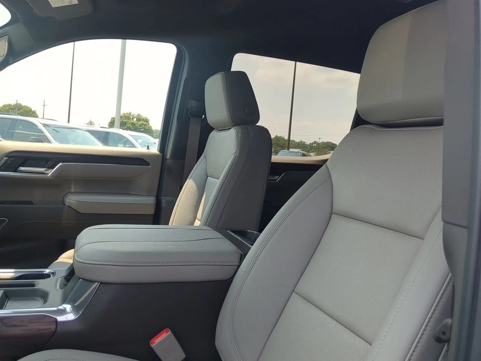 New 2026 Summit White GMC SLT image 44
