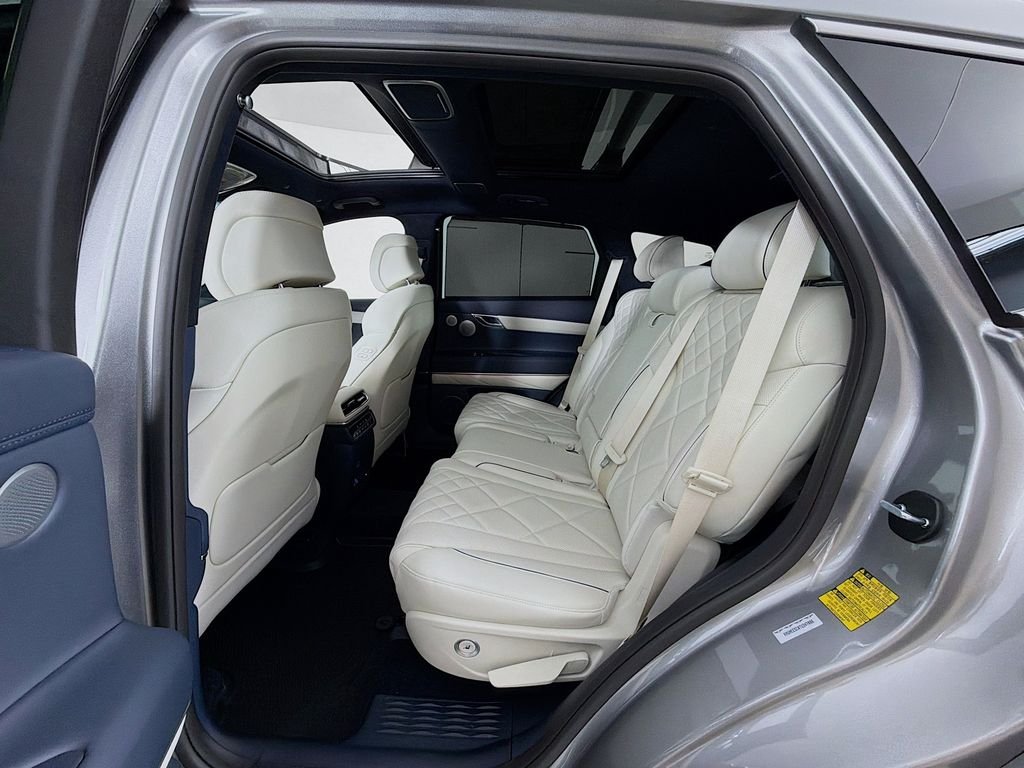 New 2026 Savile Silver Genesis 3.5T Prestige image 26