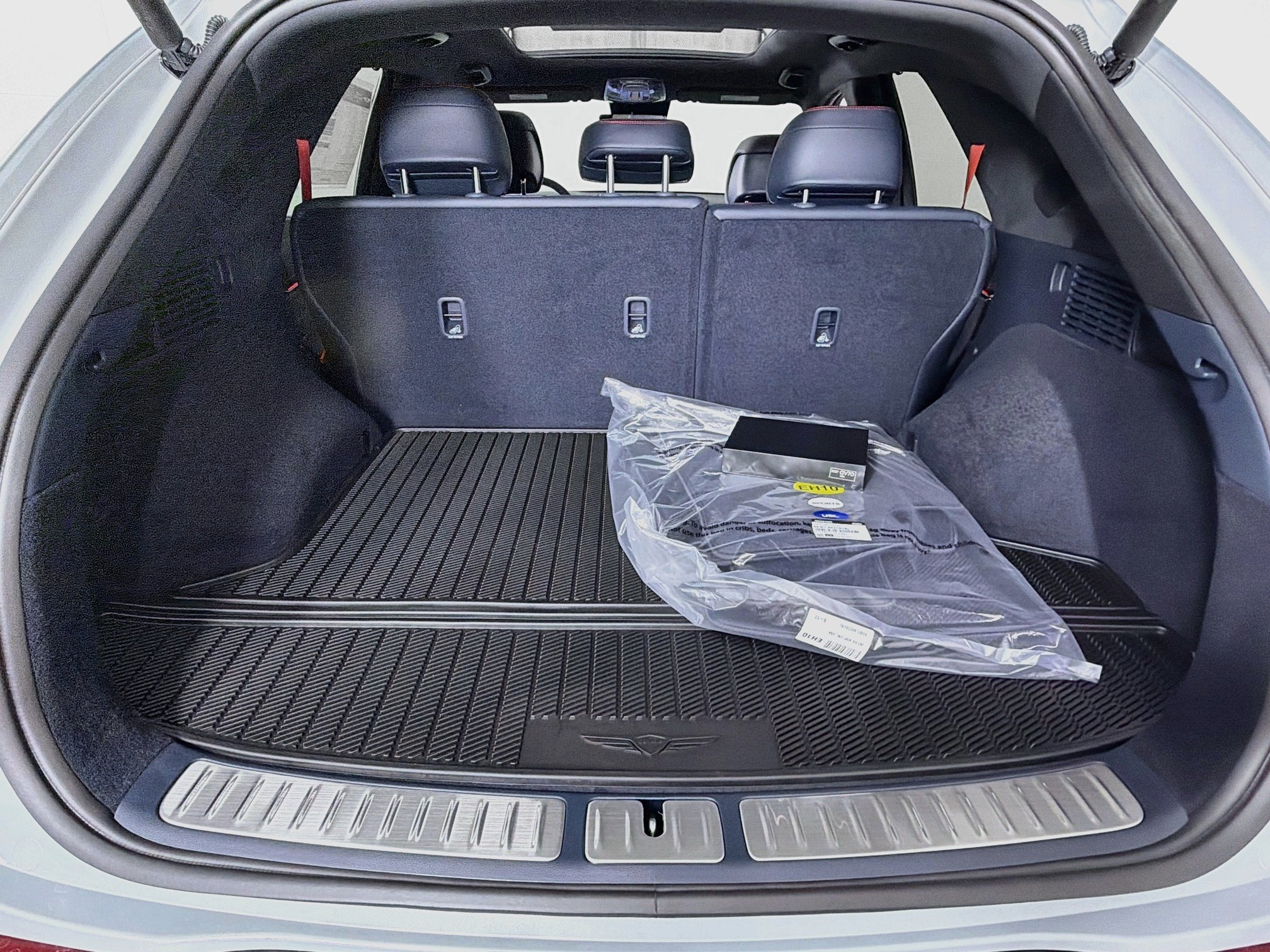 New 2027 Bering Blue Genesis 3.5T Prestige Graphite image 28