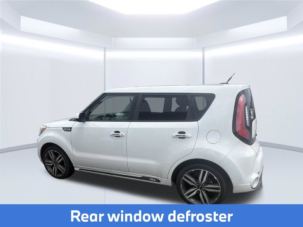 Used 2016 White Kia Plus image 8