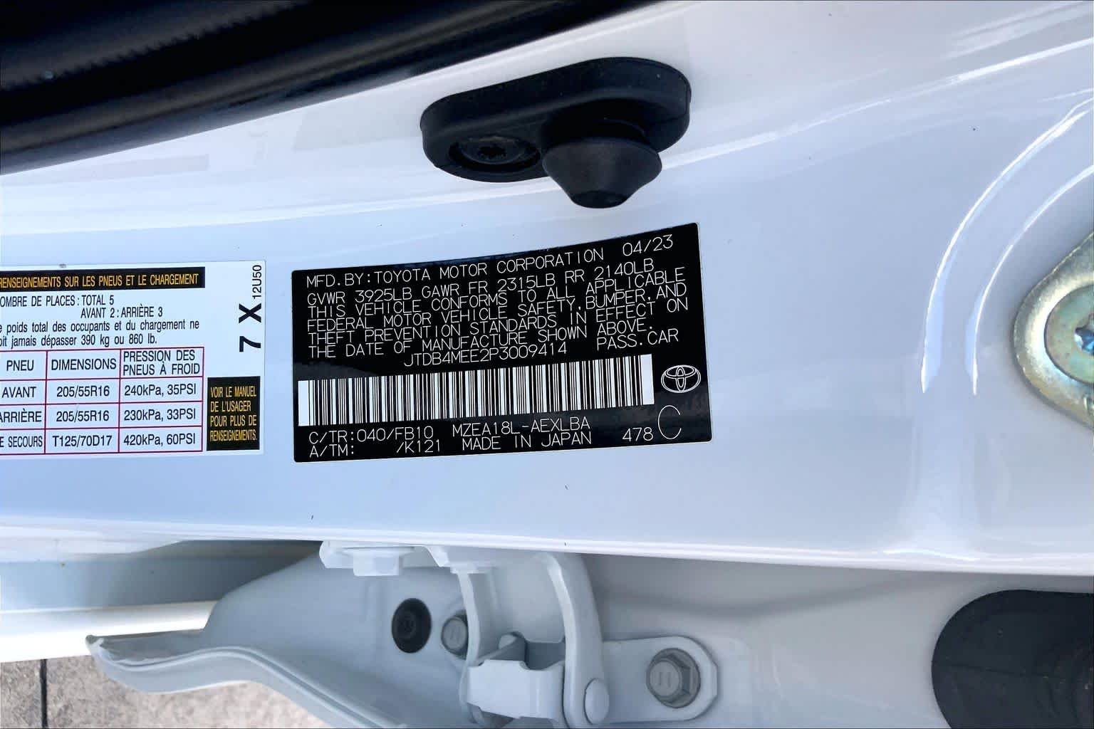 Used 2023 Ice Cap Toyota LE image 36