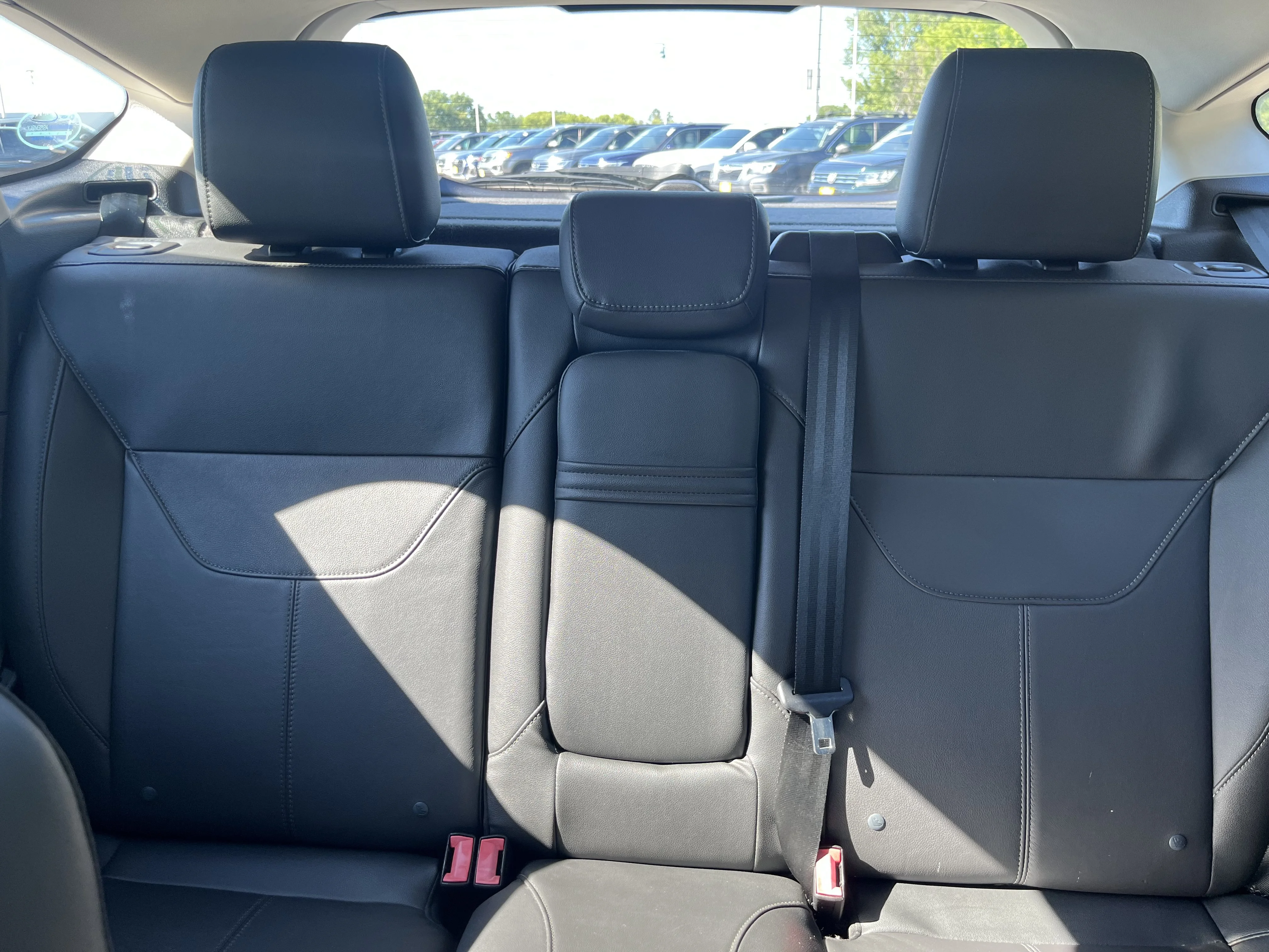 Used 2015 Magnetic Ford SE image 22