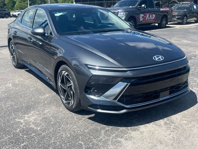 2026 Hyundai Sonata SEL AWD's photo