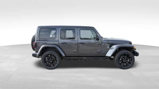 Certified Used 2025 Gray Jeep Sahara 4xe image 10