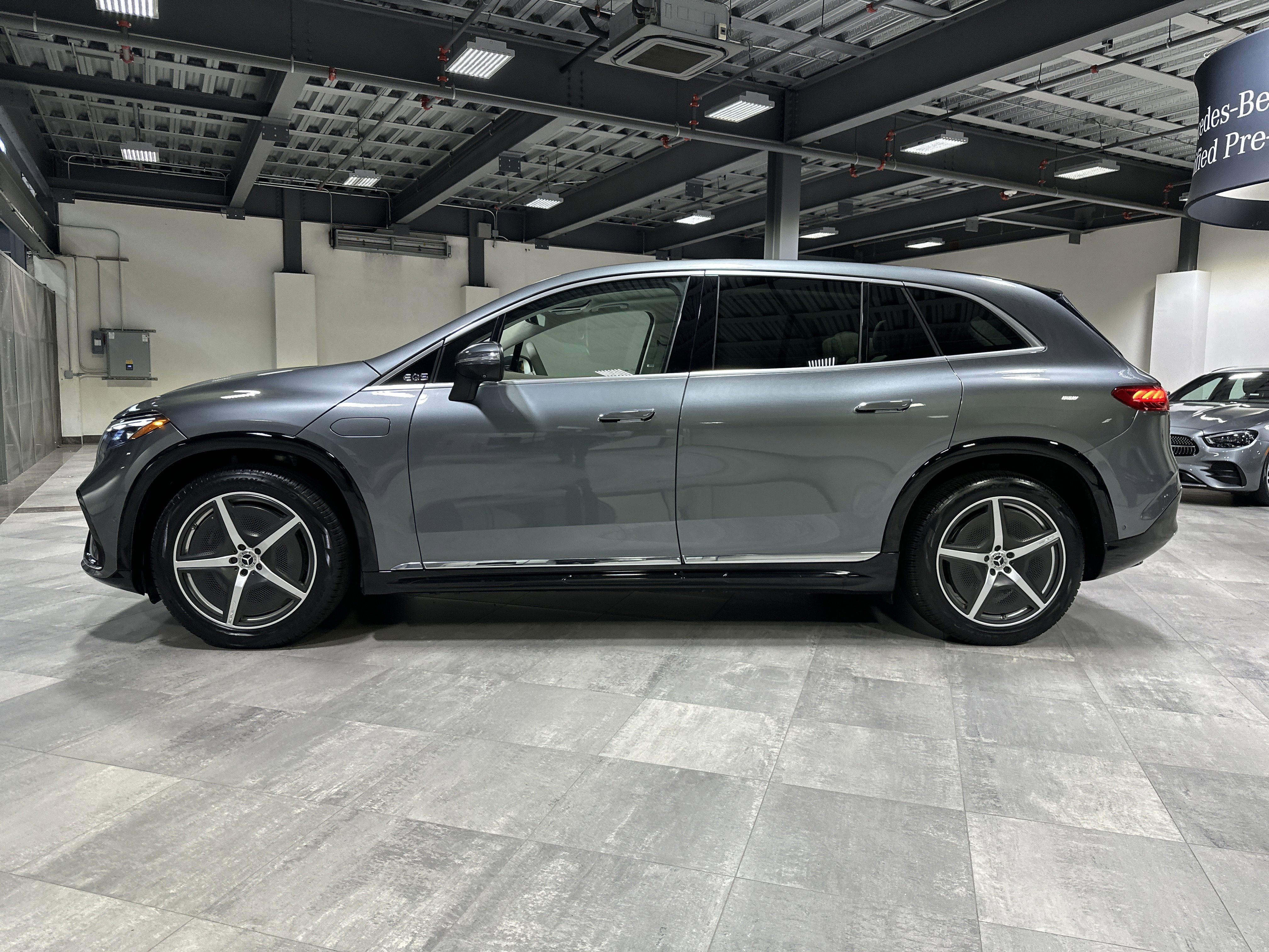 Certified 2023 Mercedes-Benz EQS SUV Base with VIN 4JGDM4EB4PA013356 for sale in Hempstead, NY