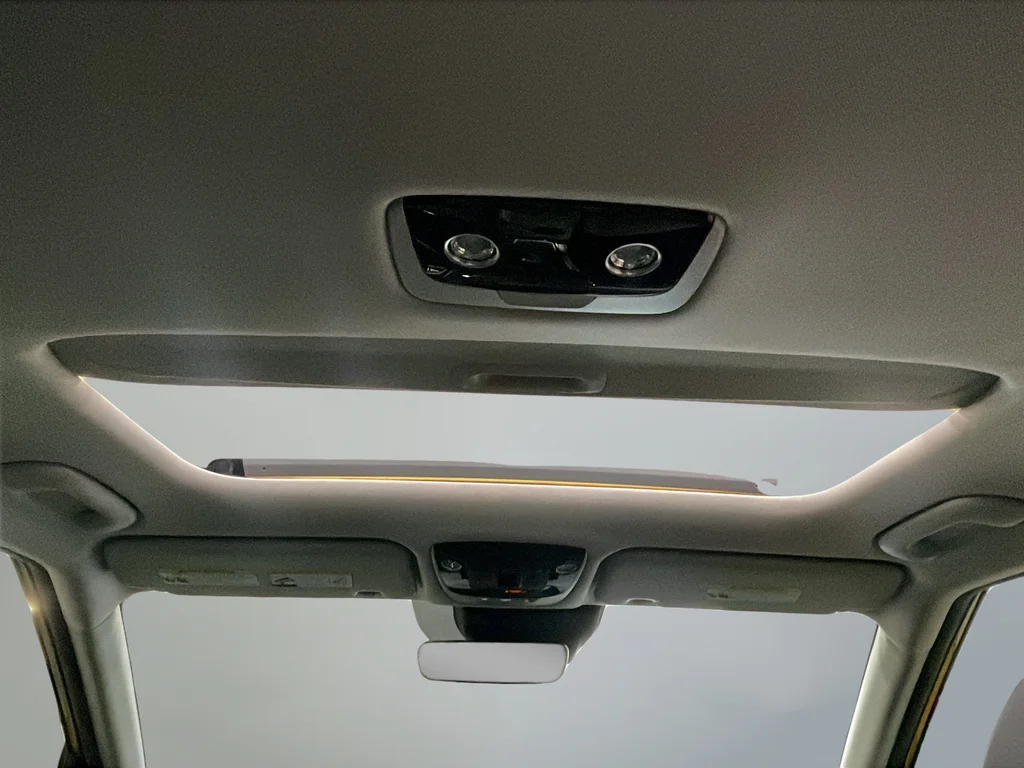 Used 2021 Yellow Kia SX image 19