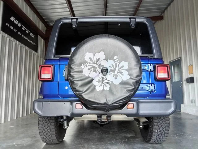 Used 2020 Blue Jeep Unlimited Sahara image 12