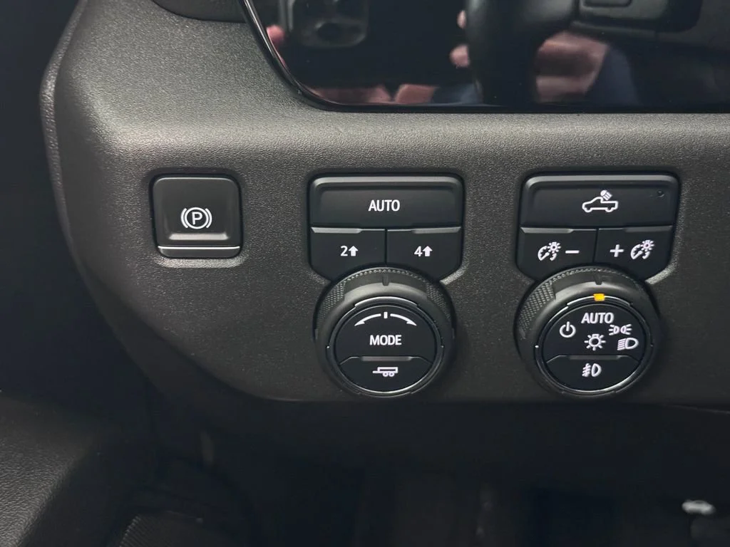2023 Chevrolet Silverado 1500 RST - Photo 25