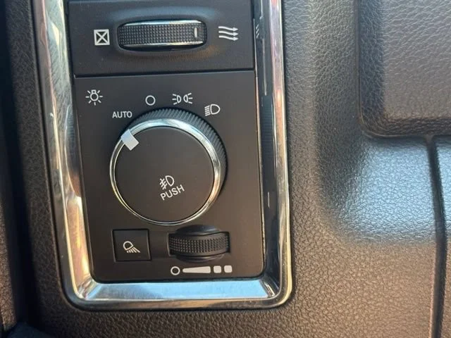 Used 2016 Blue Ram Laramie image 41
