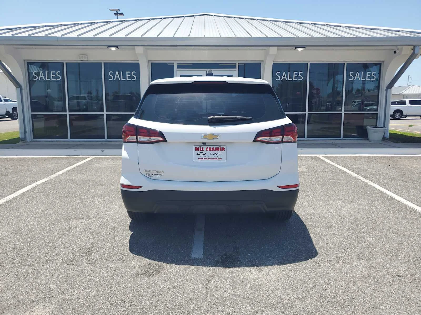 Used 2024 Summit White Chevrolet LS image 5