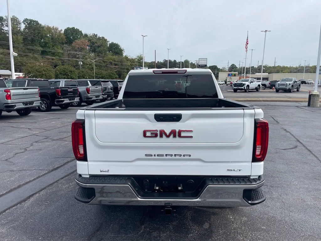 Used 2025 Summit White GMC SLT image 7