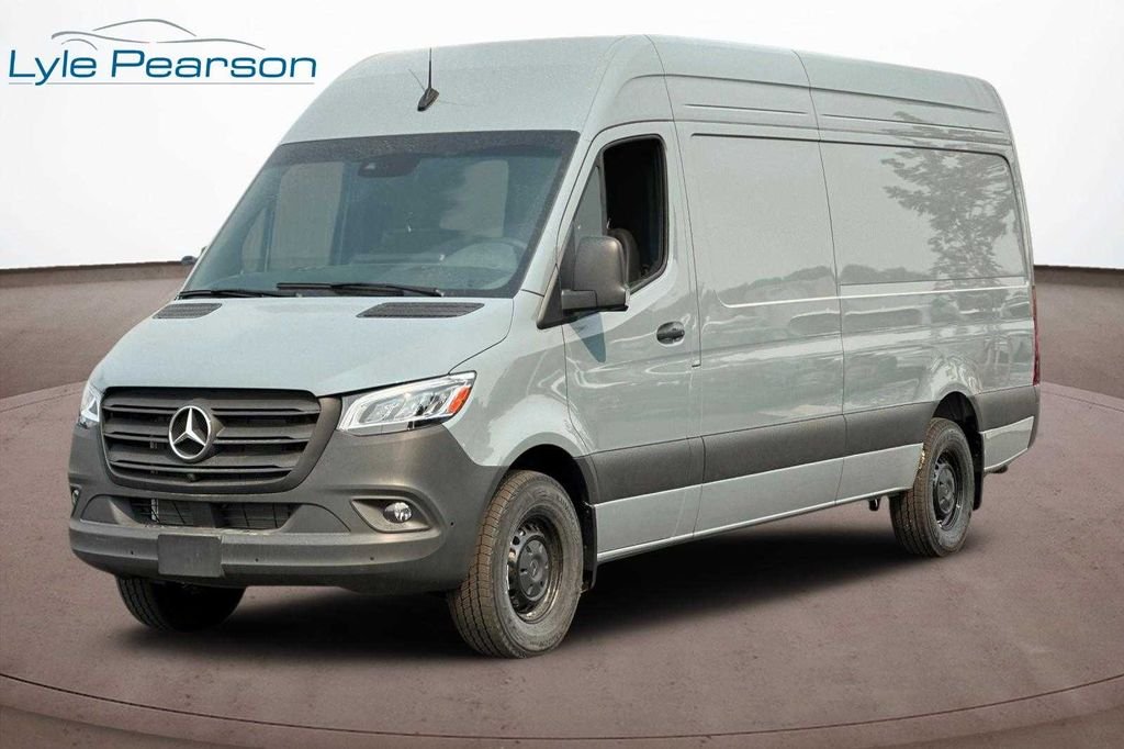 2024 Mercedes-Benz Sprinter 2500 170 WB HO High Roof's photo