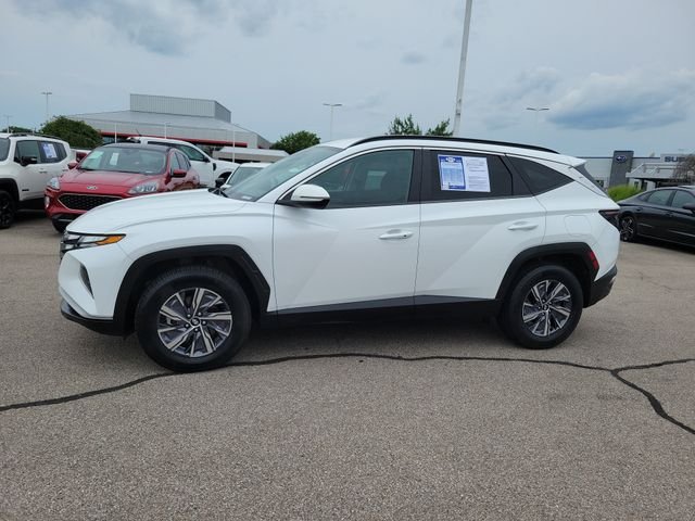 Certified Used 2022 Quartz White Hyundai Blue image 2