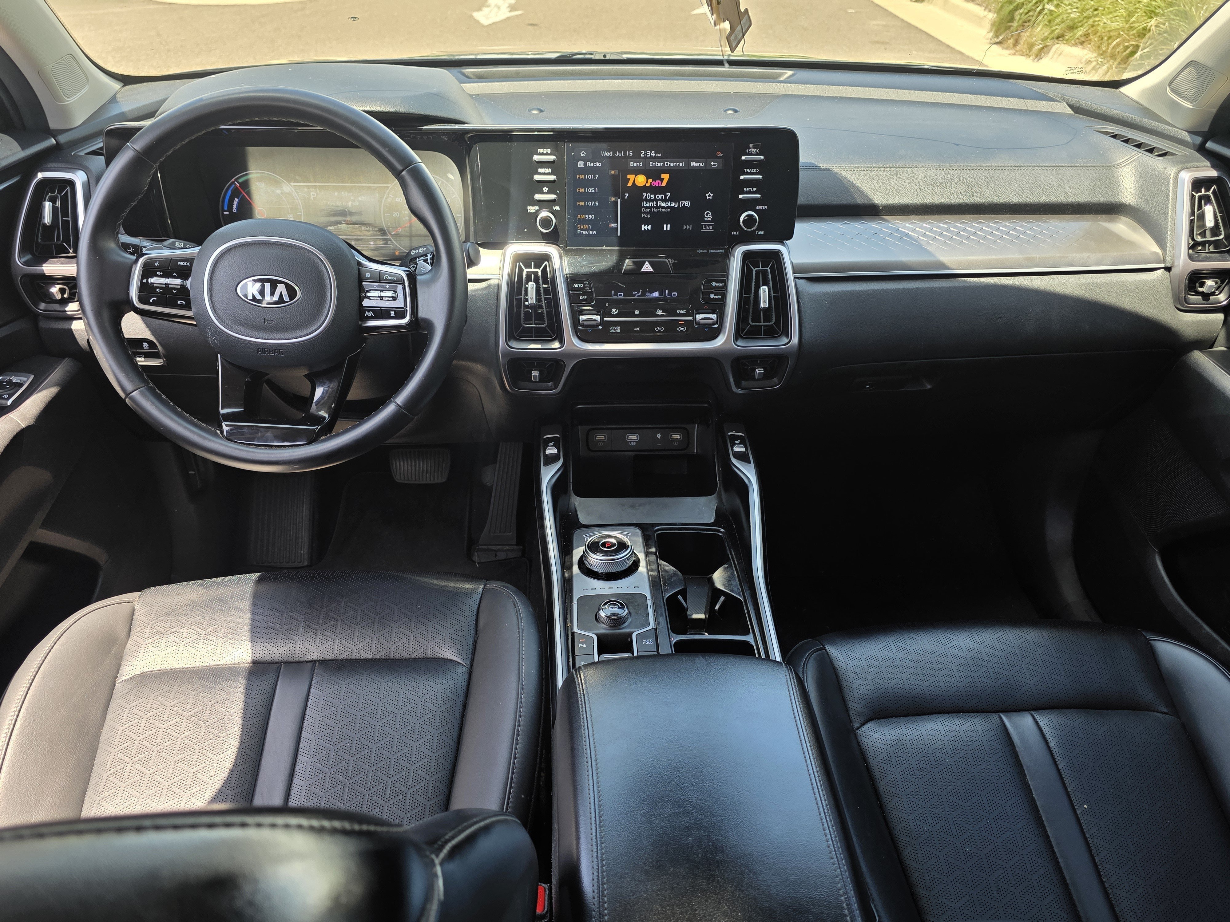 Used 2021 Gravity Blue Kia EX image 5