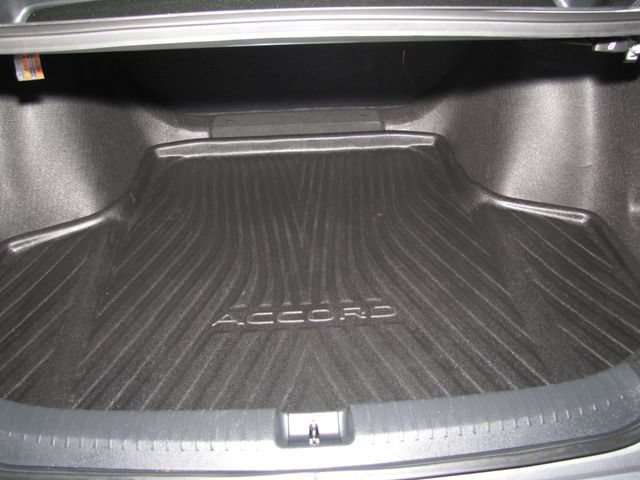 Certified Used 2024 Solar Silver Metallic Honda LX image 44