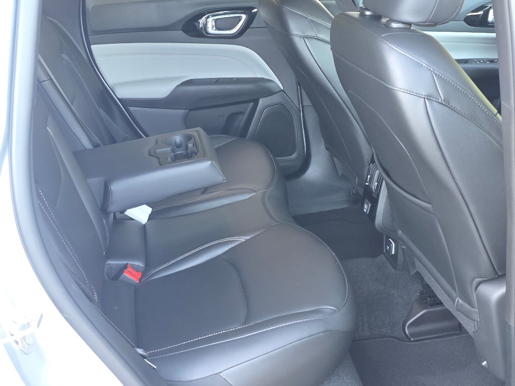 2026 Jeep Compass Limited - Photo 25