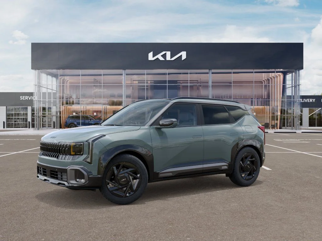 New 2027 Iceberg Green Kia X-Line SX image 3