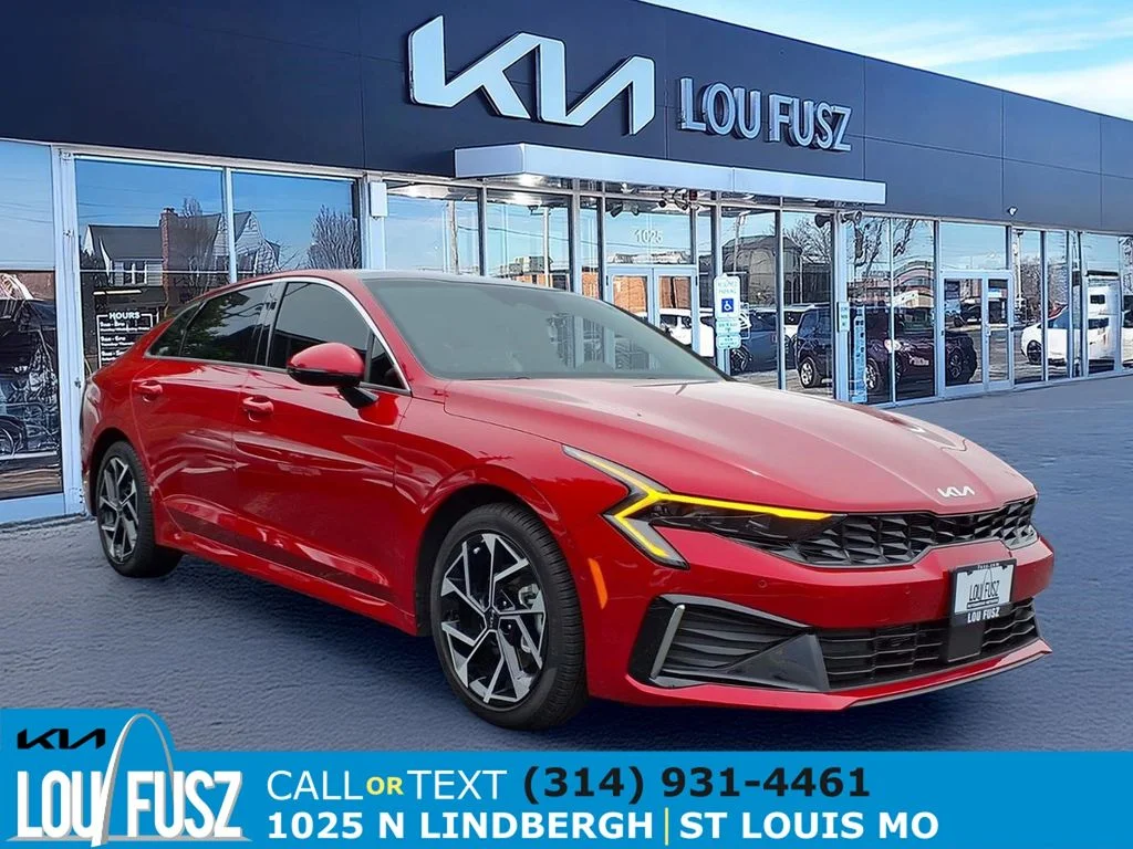 Used 2025 Runway Red Kia EX image 1