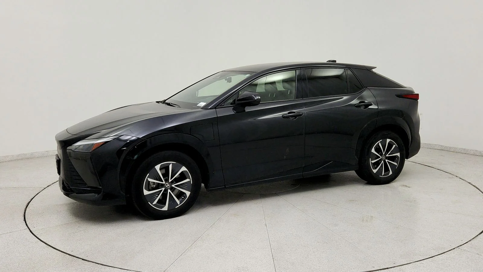Used 2023 Black Lexus 450e Premium image 3