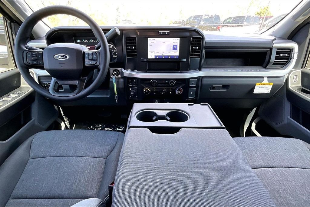 New 2026 Ford Super Duty F-350 XL 4D Crew Cab