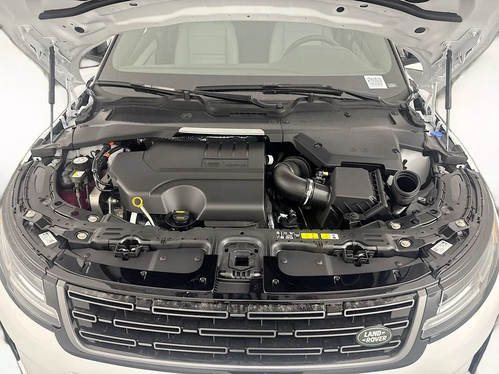 New 2026 Fuji White Land Rover Core S image 30