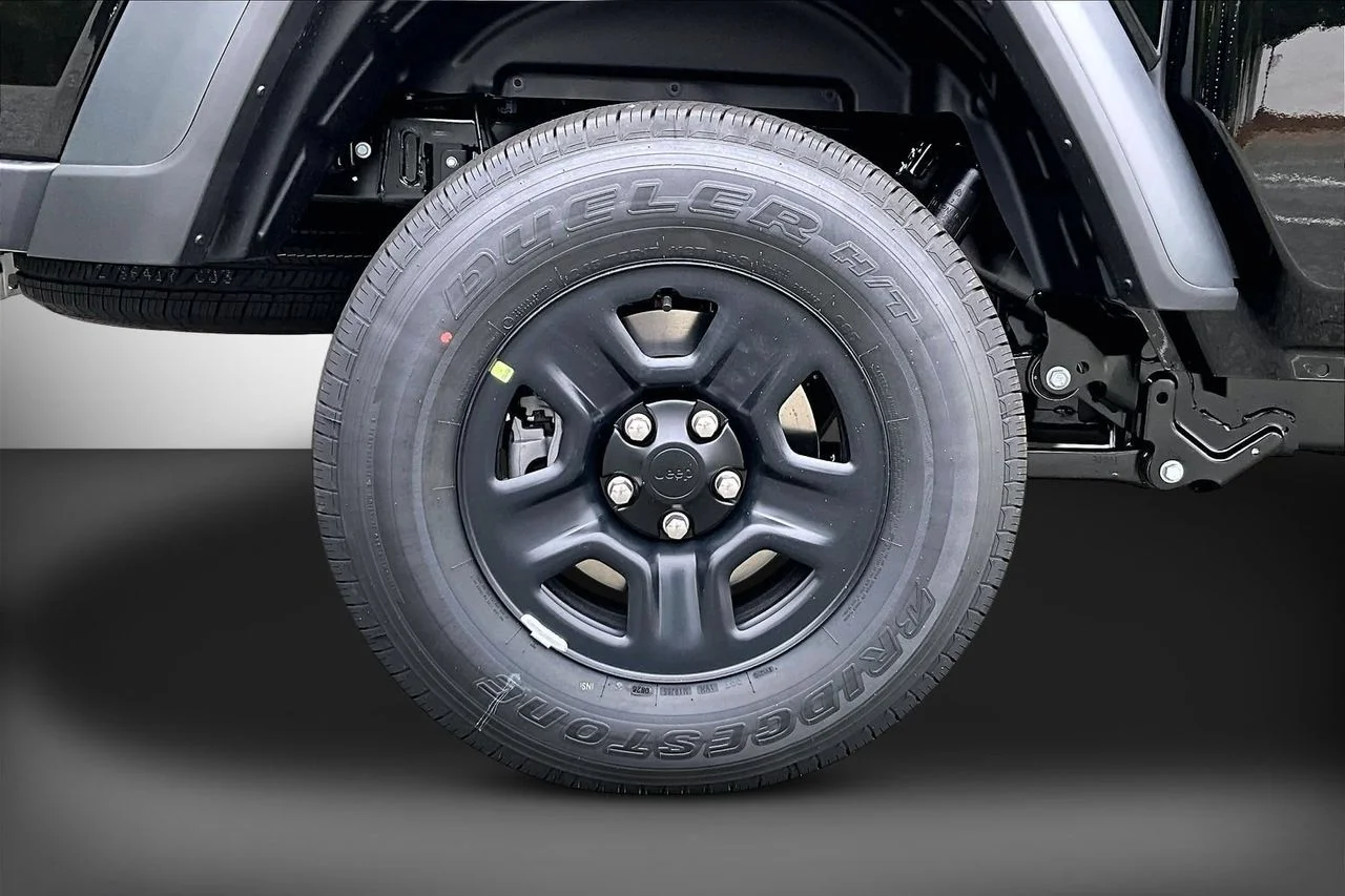 New 2026 Black Clear-Coat Exterior Paint Jeep Sport image 32
