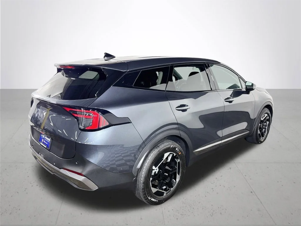 New 2027 Gravity Gray Kia S image 6