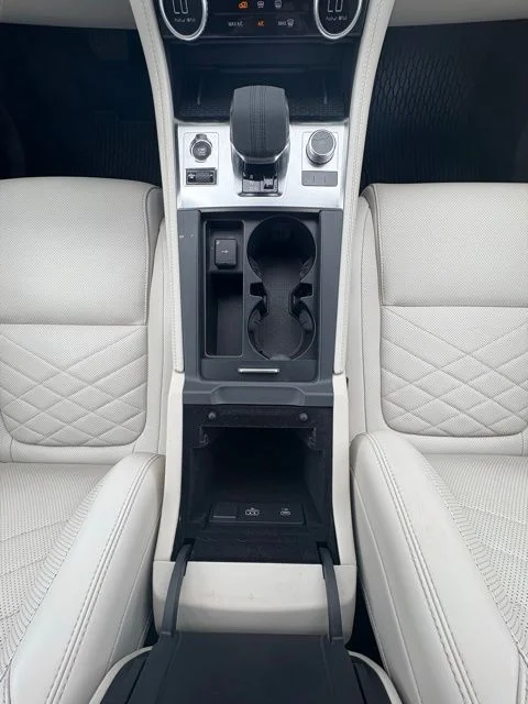 2023 Jaguar F-Pace S - Photo 25