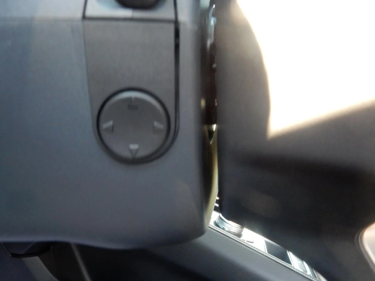 New 2022 Black Ford XLT 4X2 image 35