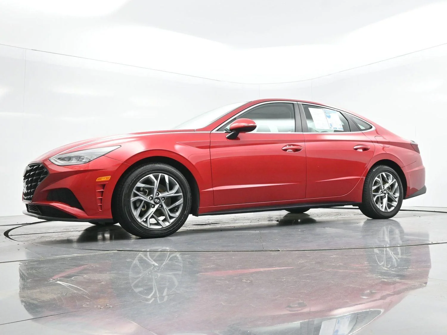 Used 2020  Hyundai SEL image 51