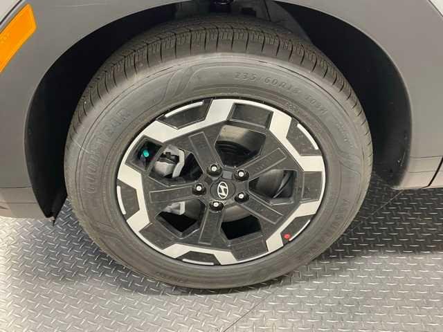 New 2025 Shimmering Silver Hyundai SEL AWD image 51