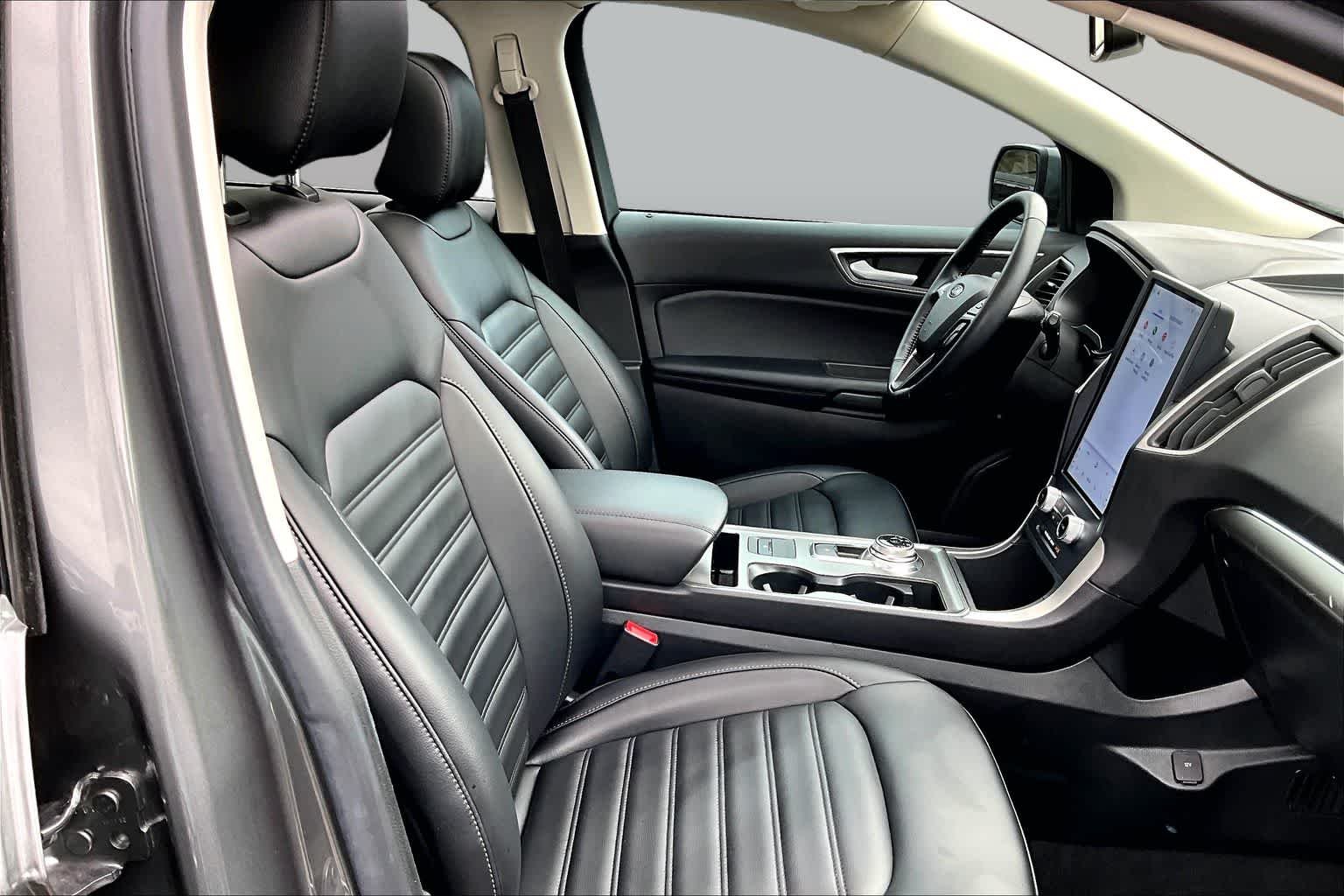 Certified Used 2022 Carbonized Gray Ford SEL image 9