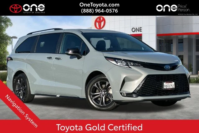 2025 Toyota Sienna XSE