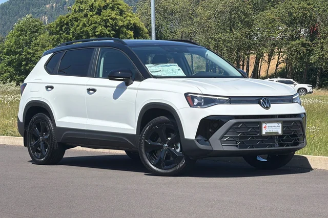 2026 Volkswagen Taos 1.5T SE Black