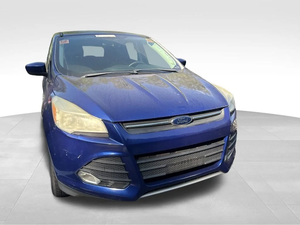Used 2014 Blue Ford SE image 7